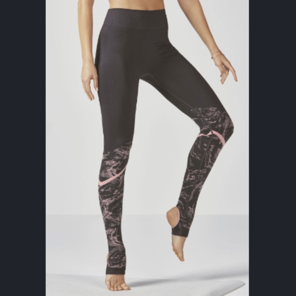 Fabletics Pants - Fabletics Seamless Printed Leggings Stirrups